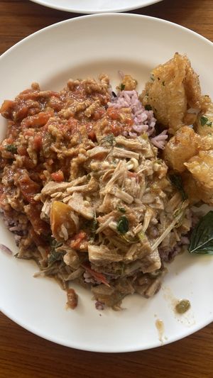 Looks a mess but it was brilliant  at Chew Xin Jai in Pai