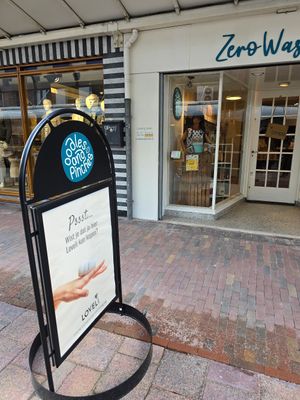  at Oodles and Pinches in Haarlem