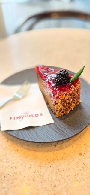 Vegan carrot torte with raspberry at Cafe Fingerlos in Salzburg