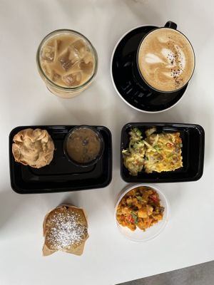 Sometimes they have vegan food pop ups!  at Dagger Mountain Roastery in Valparaiso