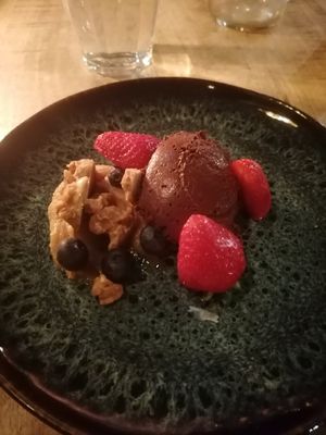 Mouse au Chocolat with a nut-Bar and some caramel(?) - sauce at The Meets Restaurant in Amsterdam