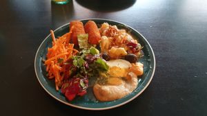  at Peacock Green Deli in Cologne