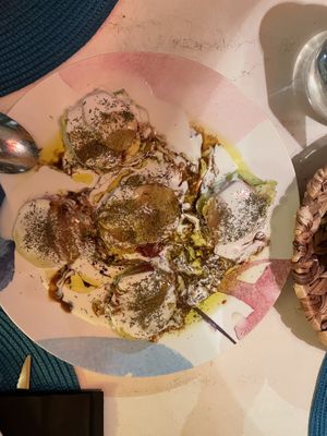 Milhojas de patata con aguacate y tomate  at Restaurante Amaltea in Cordoba