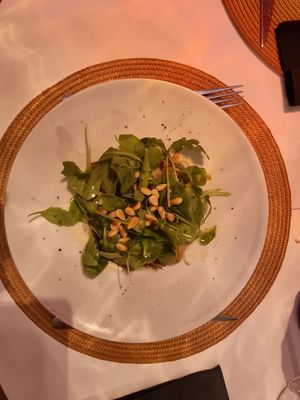 Pasta with artichokes, white truffle sauce, rocket and pine nuts 😋 at Restaurante Amaltea in Cordoba