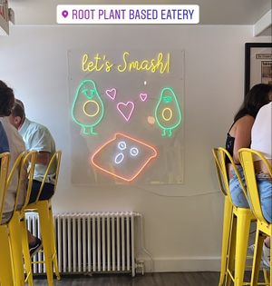 💚 at Root in Newport