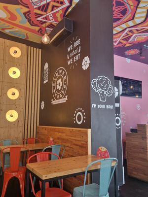 Gorgeously decorated at Flower Burger in Bari