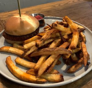 Bacon cheeseburger (vegan of course) at Nateure's Plate in Peterborough