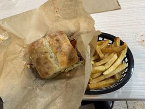 Sandwiches come with salad or fries #Veganuary at Gentle Grill in Temecula