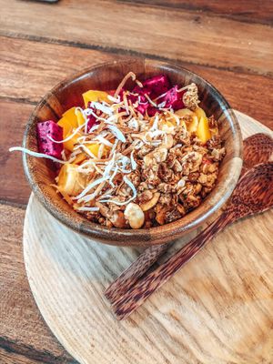 Red smoothie bowl at Nourish in Hoi An