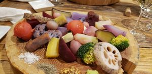 The main dish of the 10,000 yen dinner course. Wow, the chef really went all-out on this one, didn't he?? at Longing House Restaurant in Nagano