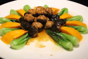 Vegetables at Táiwān RénDào SùCài in Shanghai