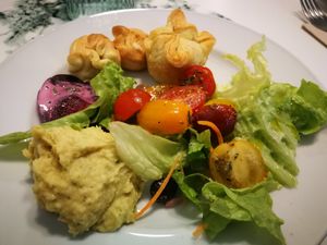 First buffet dish at Donna Veggie in Guimaraes