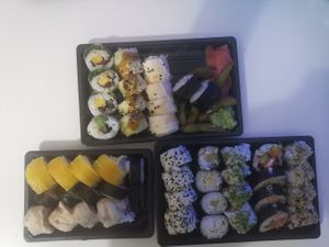 Vegan mix at Legumi Sushi Vegan in Lisbon