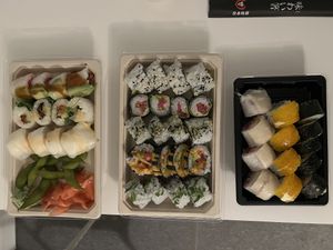 Combinado 20 peças  at Legumi Sushi Vegan in Lisbon