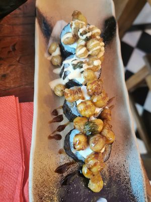 Additional rolls at Legumi Sushi Vegan in Lisbon