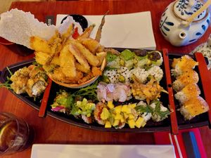 Started with the mushroom mix as a starter, followed by a sushi boat with 24 pieces, and then an additional plate with 15 extra pieces. at Legumi Sushi Vegan in Lisbon