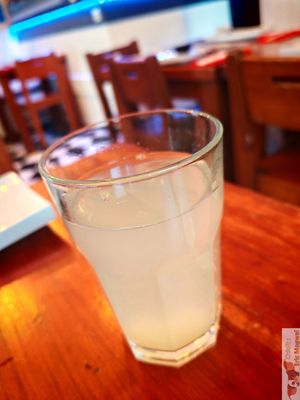 Homemade limonade at Legumi Sushi Vegan in Lisbon