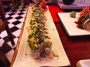 Avocado maki at Legumi Sushi Vegan in Lisbon