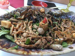 Mushrooms appetizers at Legumi Sushi Vegan in Lisbon