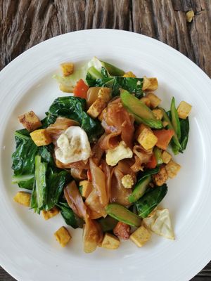 Fried noodles with soy sauce and tofu. Not a big portion but it was tasty. 60BHT at Hug in Chiang Mai