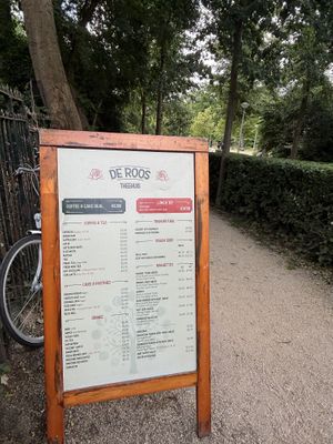 The menu (and the park!)  at De Roos in Amsterdam
