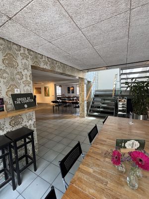 Too nice to be inside today  at De Roos in Amsterdam