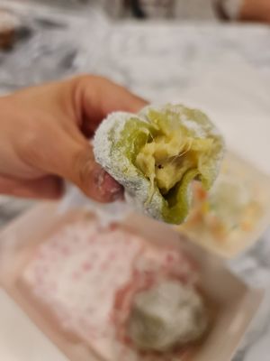 Durian Mochi  !!!! 11/11/21 at Thunder Tree 擂茶树 - VivoCity in Central Singapore