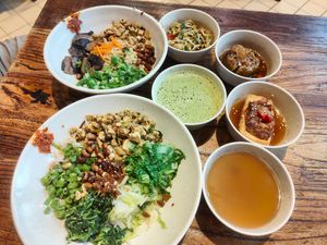  at Thunder Tree 擂茶树 - VivoCity in Central Singapore