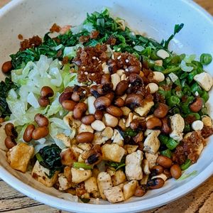 Leicha Kolonne at Thunder Tree 擂茶树 - VivoCity in Central Singapore