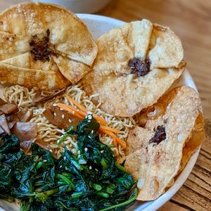 Wanton Kolomee at Thunder Tree 擂茶树 - VivoCity in Central Singapore