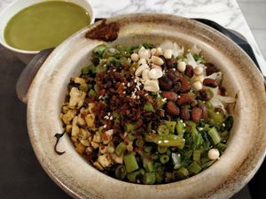 Claypot thunder tea rice at Thunder Tree 擂茶树 - VivoCity in Central Singapore
