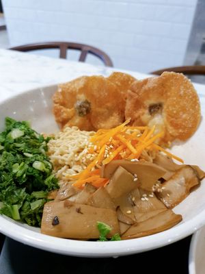Wanton Kolo Mee, $5.80 at Thunder Tree 擂茶树 - VivoCity in Central Singapore