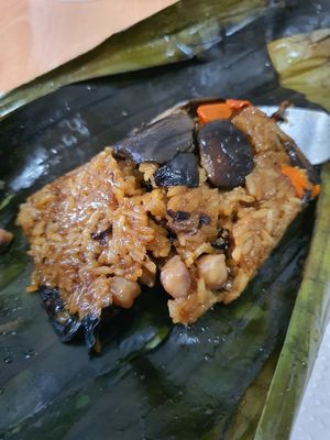 Organic glutinous rice ~ Circuit Breaker Period Phrase 2 at Thunder Tree 擂茶树 - VivoCity in Central Singapore