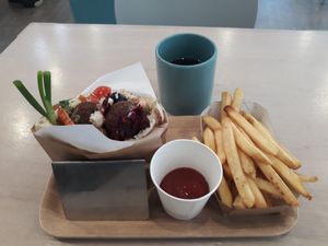 "Vegan burger" (beet and falafel pita), fries, americano at Chick Peace 칙피스 - Gangnamgu in Seoul