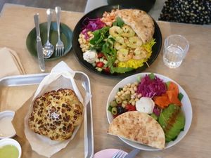 Cauliflower is amazing at Chick Peace 칙피스 - Gangnamgu in Seoul