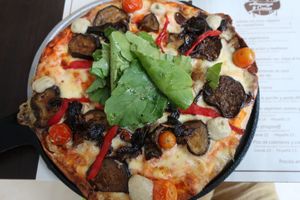 Pizza at Lima in Riohacha