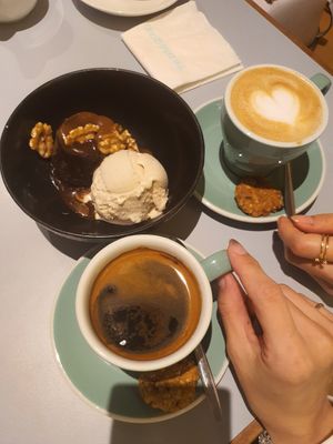 Sticky pudding with vanilla ice cream ~ 27/6/21 at Privé - The Paragon in Central Singapore