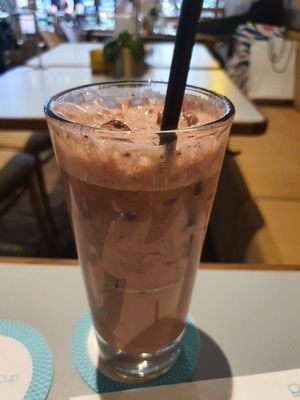 Beetroot soy latte at Privé - The Paragon in Central Singapore