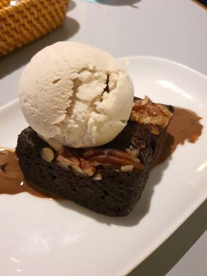 Dark chocolate & nuts brownie at Privé - The Paragon in Central Singapore