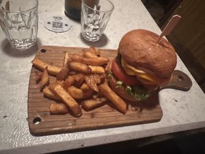 Simple But Very Tasty Cheeseburger - also recommend!  at Tyranny of Distance in Windsor