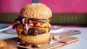 vegan burgers at Tyranny of Distance in Windsor