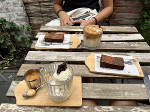  vegan affogato and vegan brownies  at Mr. Morris in Tilburg