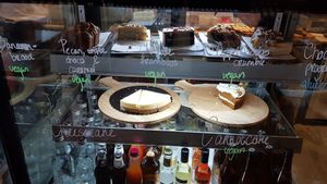 A lot of vegan cakes at Mr. Morris in Tilburg