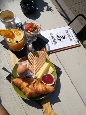 Breakfast (not vegan) at Mr. Morris in Tilburg