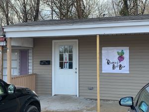 Entrance at Tickled Tummy in Paris