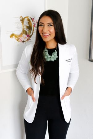 Dahlia Marin, RDN, LD at Married to Health in Newport Beach