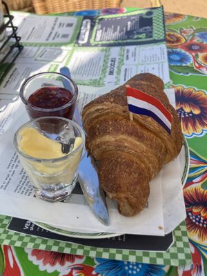   at Toet in Groningen