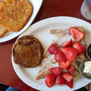 Vegan Fronch Toast with Sausage and Hashbrowns at Cobra Cabana in Richmond
