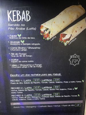 Different sized kebabs   at Káfila in Jericoacoara