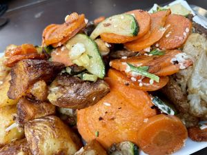 mix at Sattgrün Kolumba Viertel - Mitte in Cologne